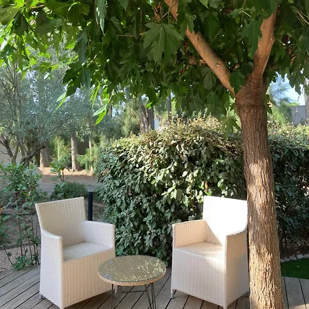 Les Jardins D'alzetu Apartment